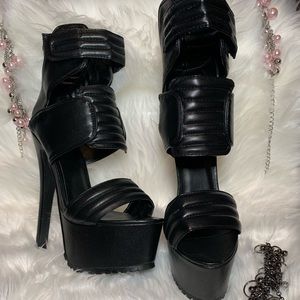 Brand new Women’s Platform heels.